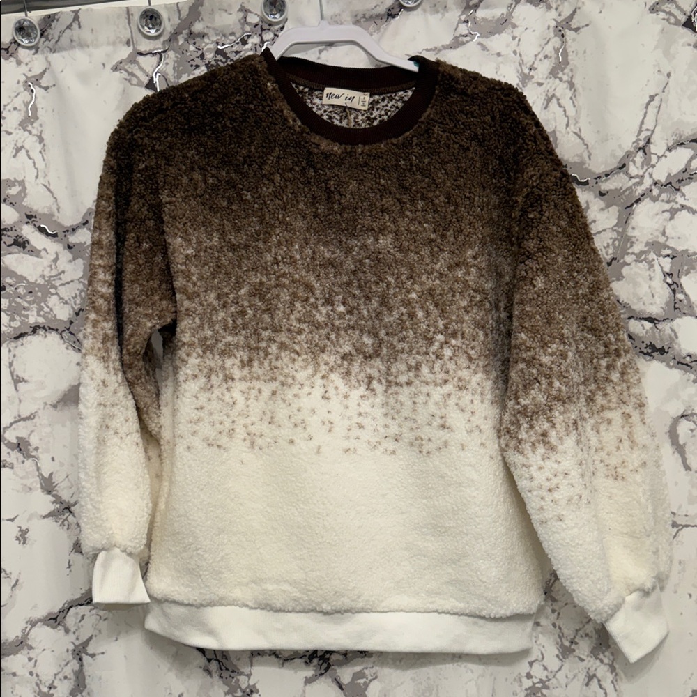 Elegant Ombre oversized knit Sweater in Brown and Cream